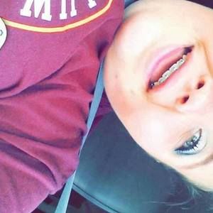 Meet your Posher, Alexis