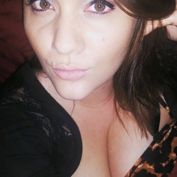 Meet your Posher, Shaina