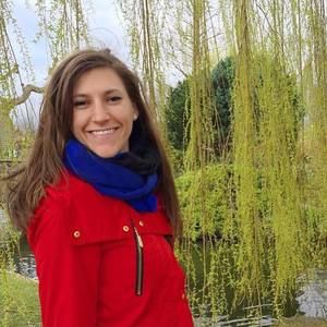 Meet your Posher, Elizabeth