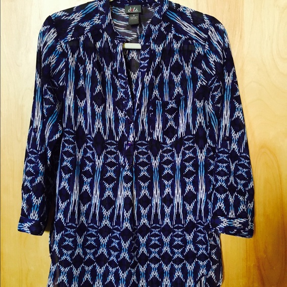 Purple/blue blouse, 3/4 sleeve
