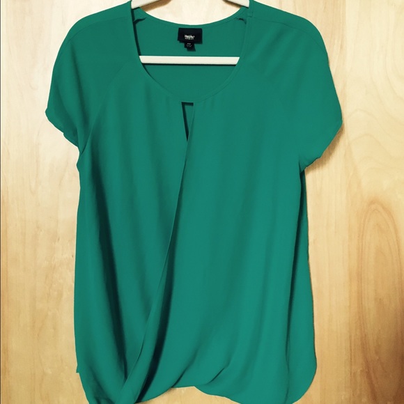Greenish-blue short sleeve blouse