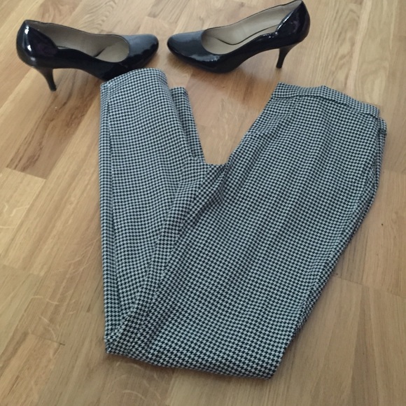 Comfy houndstooth drawstring leggings