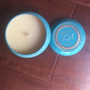 Stella and dot candle, brand new.