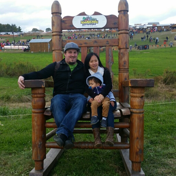 Meet your Posher, Mei - Picture 2 of 3