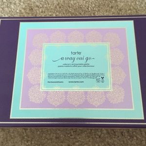 NEW NEVER USED Tarte- Away Oui Go Collectors Set