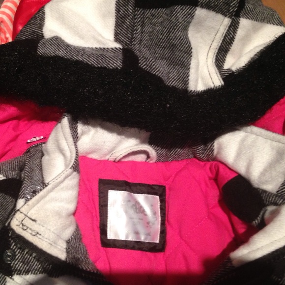 Polyester jacket - Picture 3 of 3