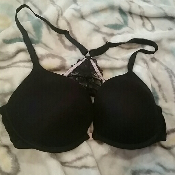 36c cosmopolitan black bra new.