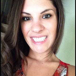 Meet your Posher, Jenine