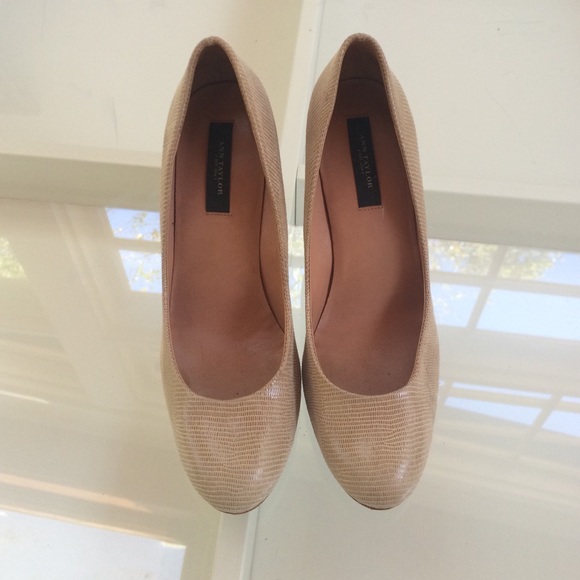Ann Taylor Shoes - Ann Taylor Nude "Crocodile" Pumps