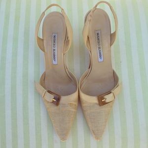 Manolo Blahnik -Authentic Vintage Beige Heels