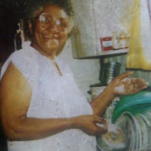 Meet your Posher, Latoya