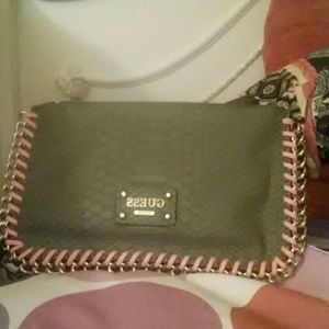 GUESS PURSE