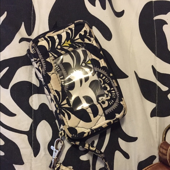 Vera Bradley wristlet! - Picture 3 of 3