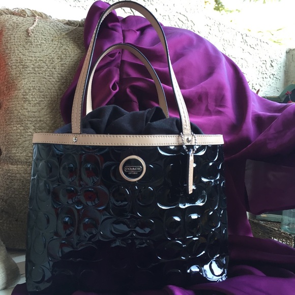 Adorable coach purse