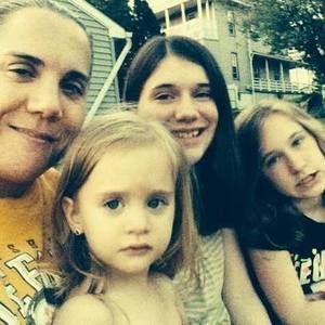 Meet your Posher, Bobbi jo