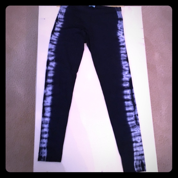 Super soft C&C navy leggings with tie-dye trim