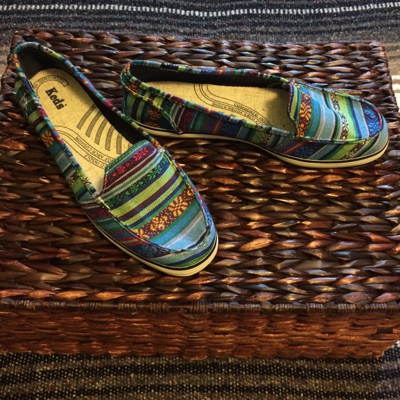 Surfer Baja Striped Sneaker in Blue Green Multi