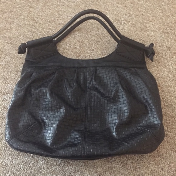 Black shoulder bag