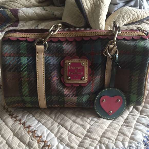 Plaid Dooney & Bourke shoulder barrel purse