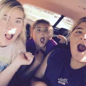 Meet your Posher, Makenzie