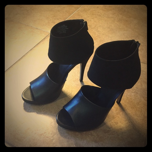 Cute heels 8 1/2