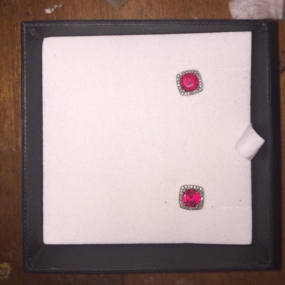 Ruby red diamond earrings🌹 TRADED