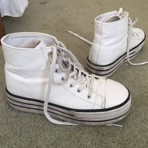 White platform converse!