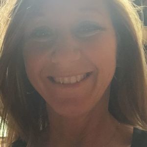 Meet your Posher, Bobbi