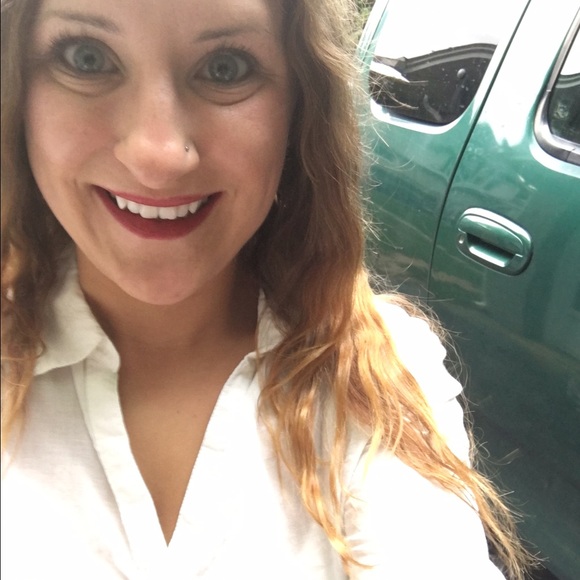 Meet your Posher, Sara - Picture 1 of 1