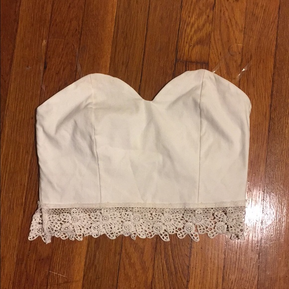 Nasty Gal Lace Bustier - Picture 2 of 3