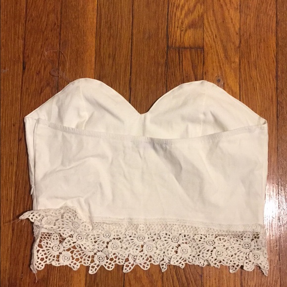 Nasty Gal Lace Bustier - Picture 3 of 3