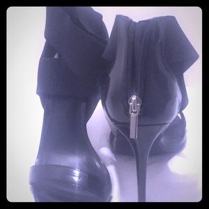 Black back zip sandals