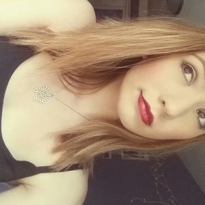 Meet your Posher, Kara