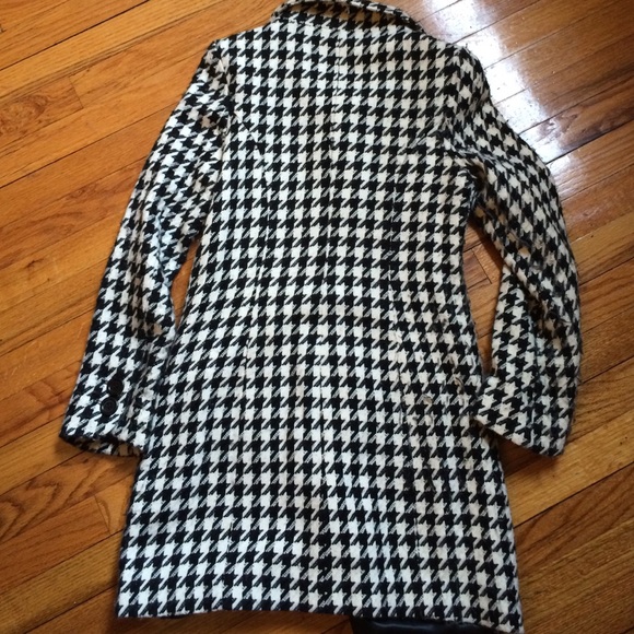 🎉HP🎉 Houndstooth Coat - Picture 2 of 4