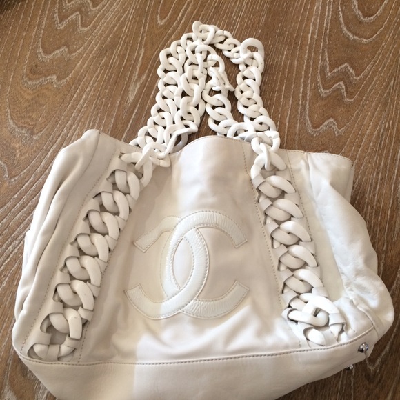Leather Handbag White Chain Tote Chanel
