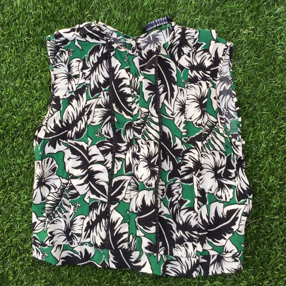 Tropical print short sleeved blouse