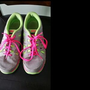 Nike size 5.5 athletic shoes