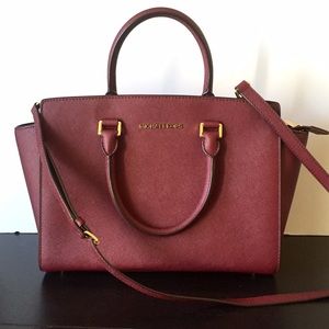 Michael Kors Selma in Burgundy (Large)