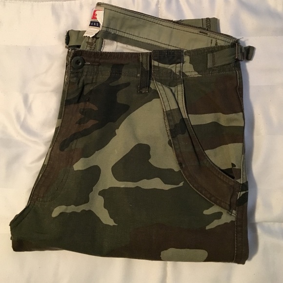 Camo cargo shorts