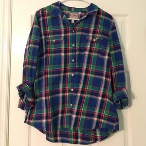 Plaid Button-Up ❤️