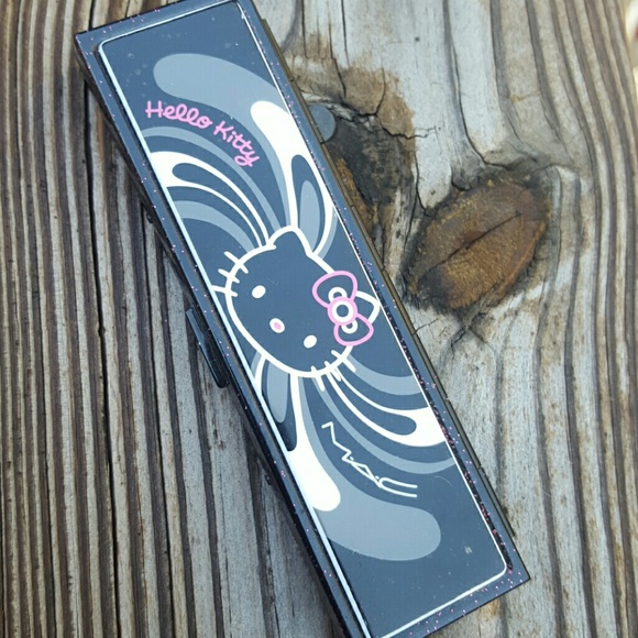 SOLD Mac limited edition palette