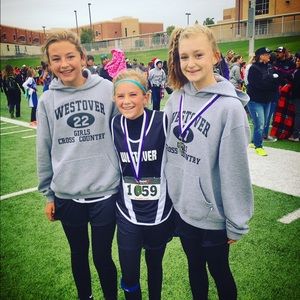 Meet your Posher, Elizabeth