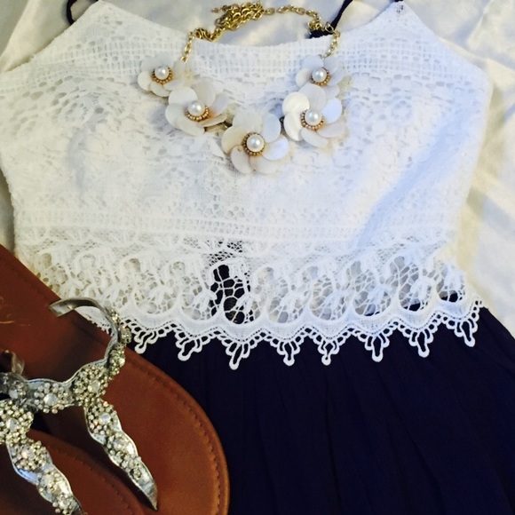 Dress w/ Sassy Crochet Mid Section - Picture 3 of 4