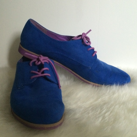 LAST CHANCE --  Funky faux suede brogues
