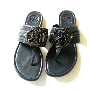 Tory Burch Amanda Thong Sandals-Authentic Logo