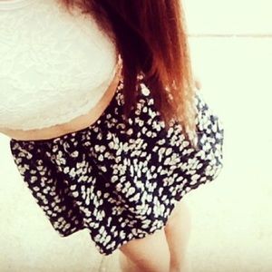 Abercrombie & Fitch Daisy Skirt