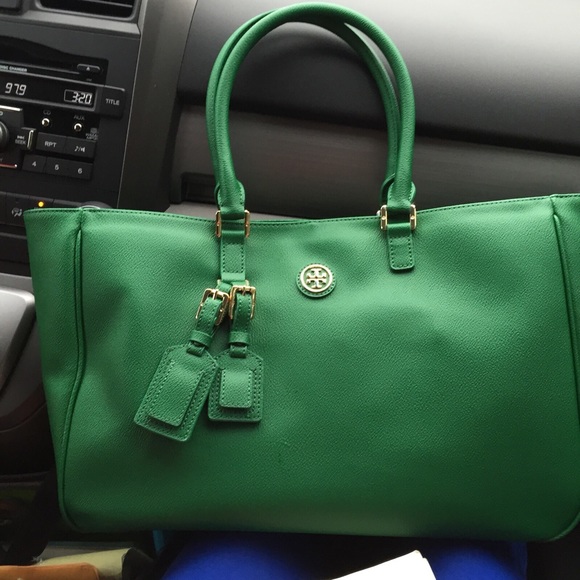 Tori burch bags !Avialable :green , brown ,black. - Picture 1 of 4
