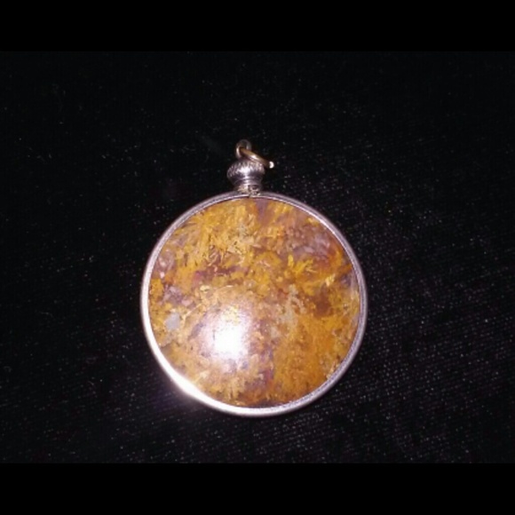 Pendant
