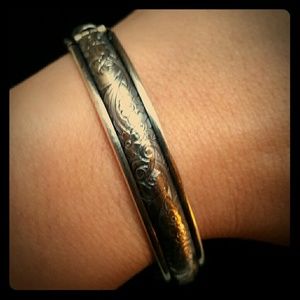 Antique Silver Bangle and Ring for Winng