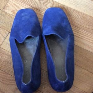 CLASSY BLUE FLATS!!!